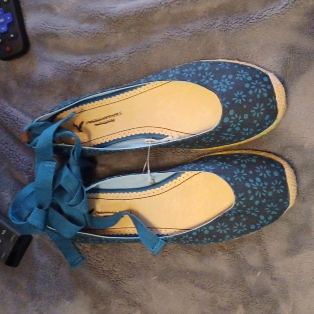 Size 8 American Eagle outfitters